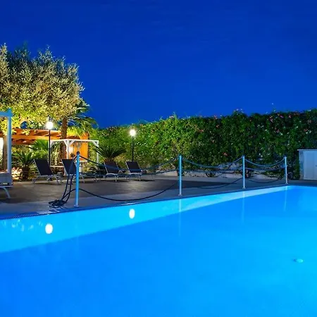 Con Piscina Donna Franca * Monopoli