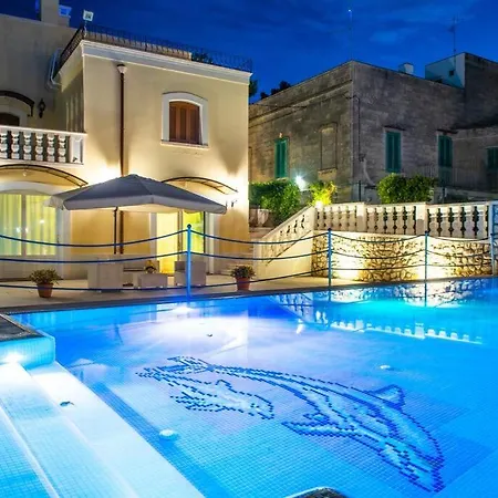 Con Piscina Donna Franca