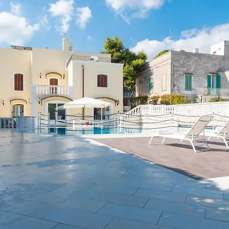 Con Piscina Donna Franca Apartment Monopoli
