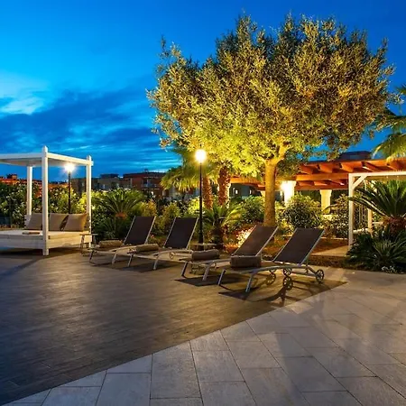 Con Piscina Donna Franca Apartment Monopoli